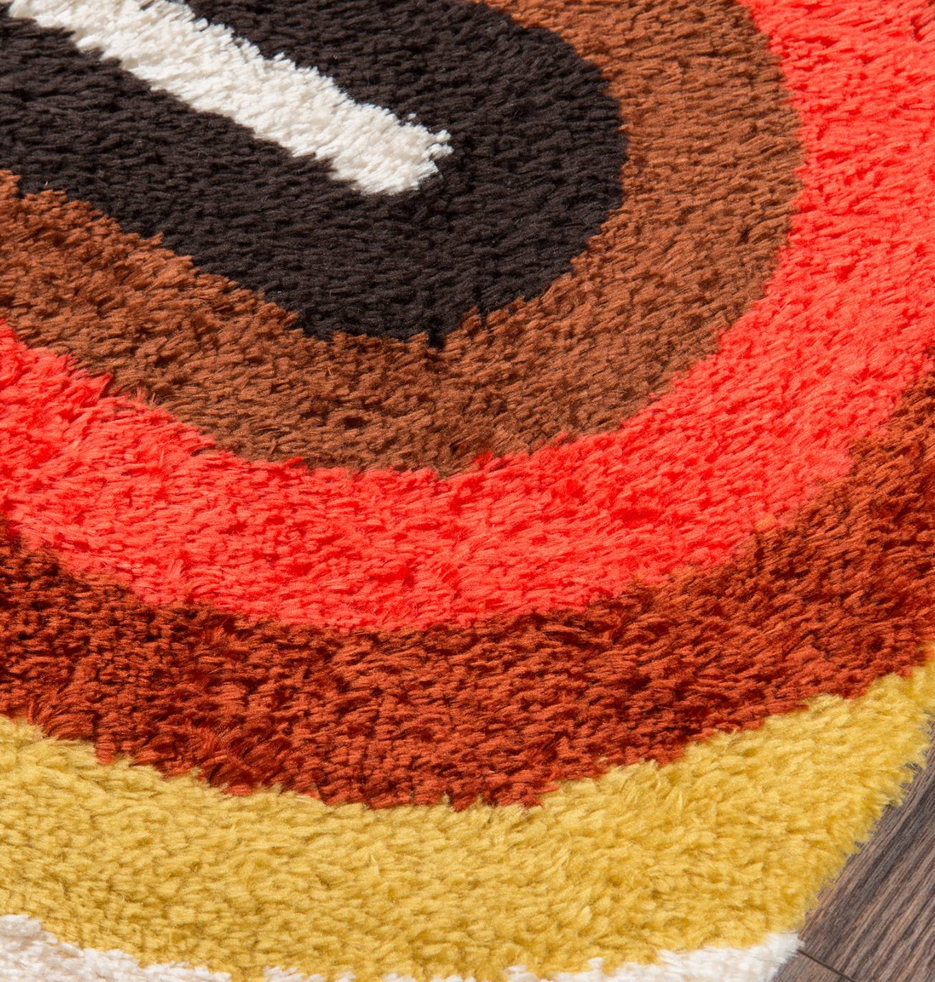 RET-2 Retro Wave Red