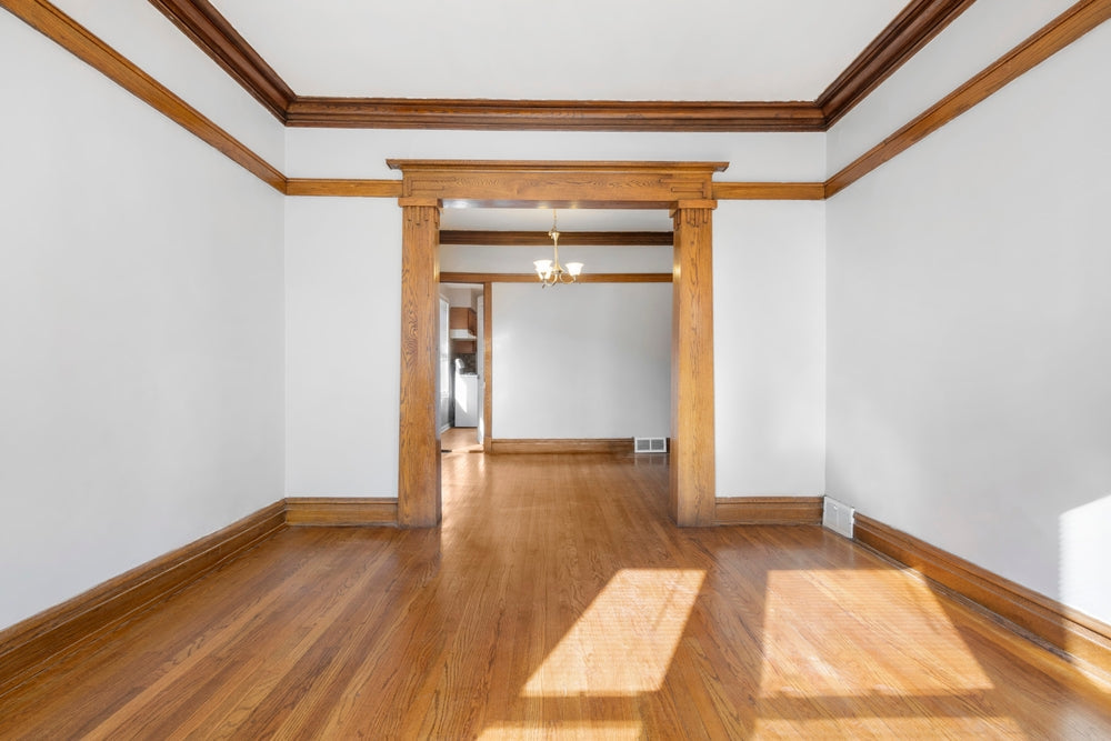 How Does Hardwood Molding Trim Complete a Flooring Look?