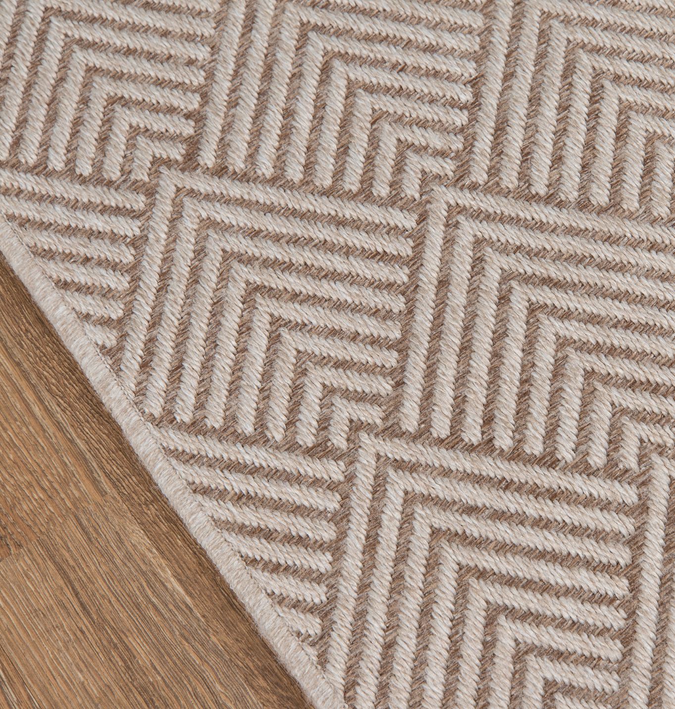 COM-3 Beige