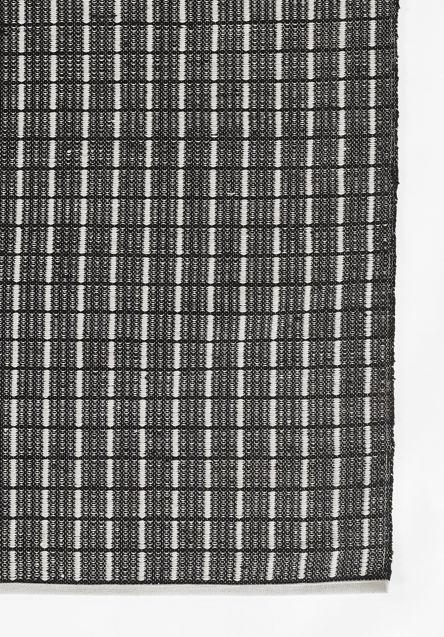 MLO-2 Grid Black